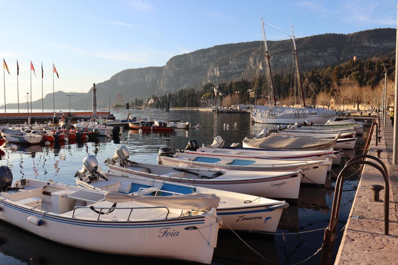 Monika Holiday12 La Fata Del Lago Garda  Exteriör bild